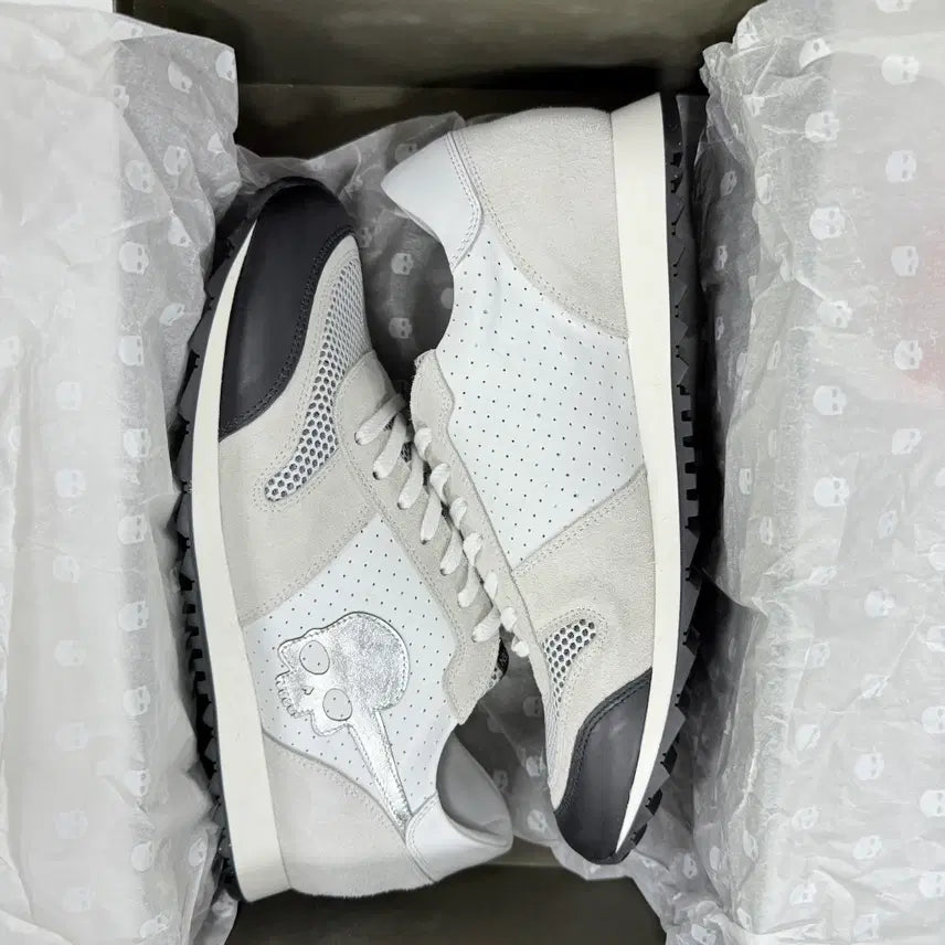 [BUNJANG] Hydrogen Beige Grey Skull Detail Sneakers / (새 상품)하이드로겐(HYDROGEN)  스니커즈 /베이지 그레이