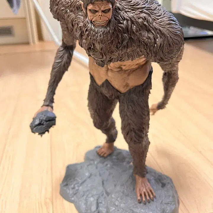 [BUNJANG] Attack on Titan Beast Titan A Prize Figure (Unsealed) / 짐승거인 a상 팝니다(택포 31)