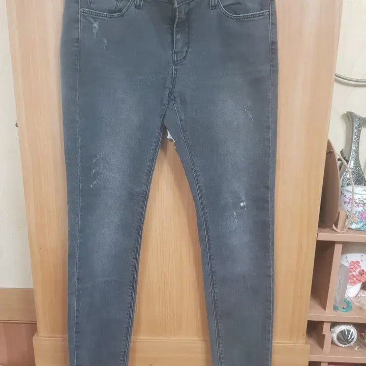 [BUNJANG] Black Denim Skinny Jeans (Size 26) / 블랙 데님 스키니진(26)