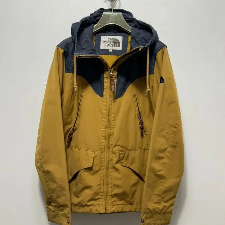 [BUNJANG] The North Face Hooded Jacket Mustard Color Block Jumper Size 85 / 노스페이스 후드 자켓 머스타드 배색 점퍼 85사이즈
