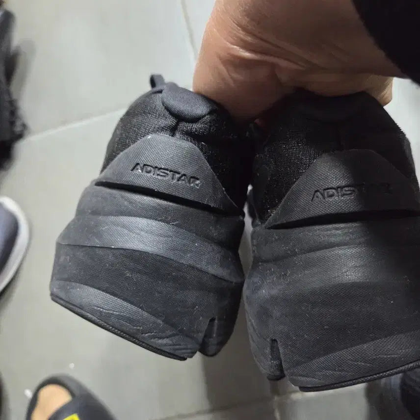 [BUNJANG] Adidas All Black Sneakers (Size 280) / 아디다스 올블랙 운동화280