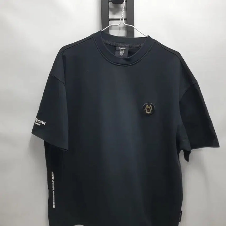 [BUNJANG] Life Work Leather Patch Logo Black T-Shirt Size M / 라이프워크 반팔티 레더패치로고 블랙 m