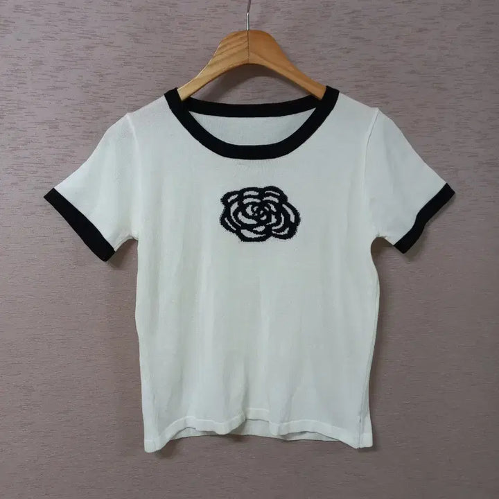 [BUNJANG] White Knit T-Shirt / B5-8/화이트 니트티 여성