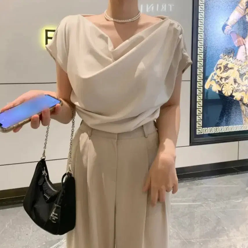 [BUNJANG] Drape Shirring Cream Blouse / 드레이프 셔링 크림 블라우스