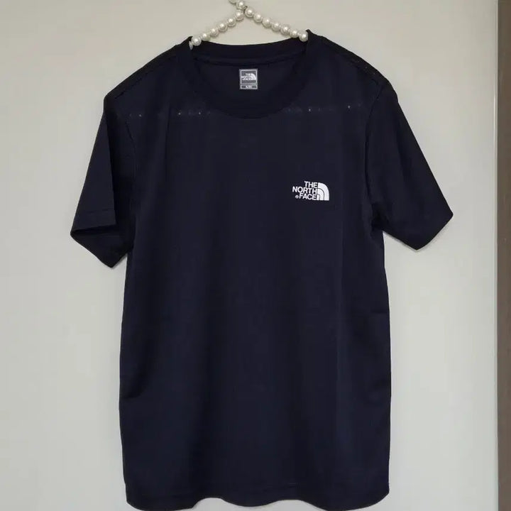 [BUNJANG] The North Face Navy Short-Sleeve T-Shirt Size 66 / 66새옷)노스페이스 네이비 반팔 티셔츠 66사이즈