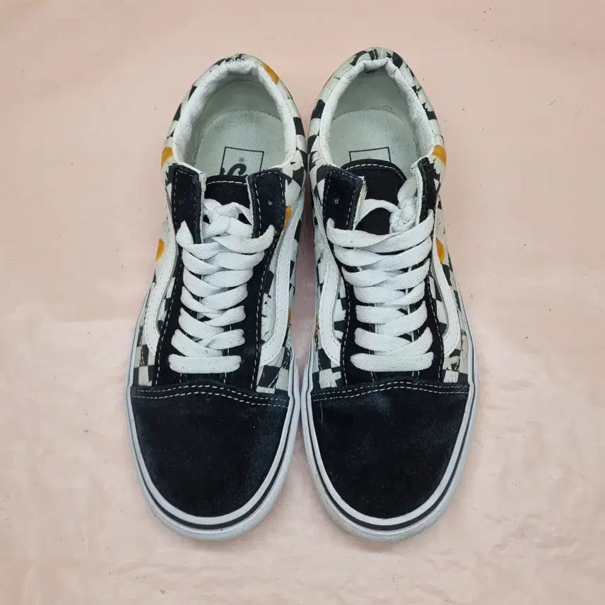 [BUNJANG] Vans Old Skool Love Me Sneakers / 반스 올드스쿨 러브미 스니커즈 245