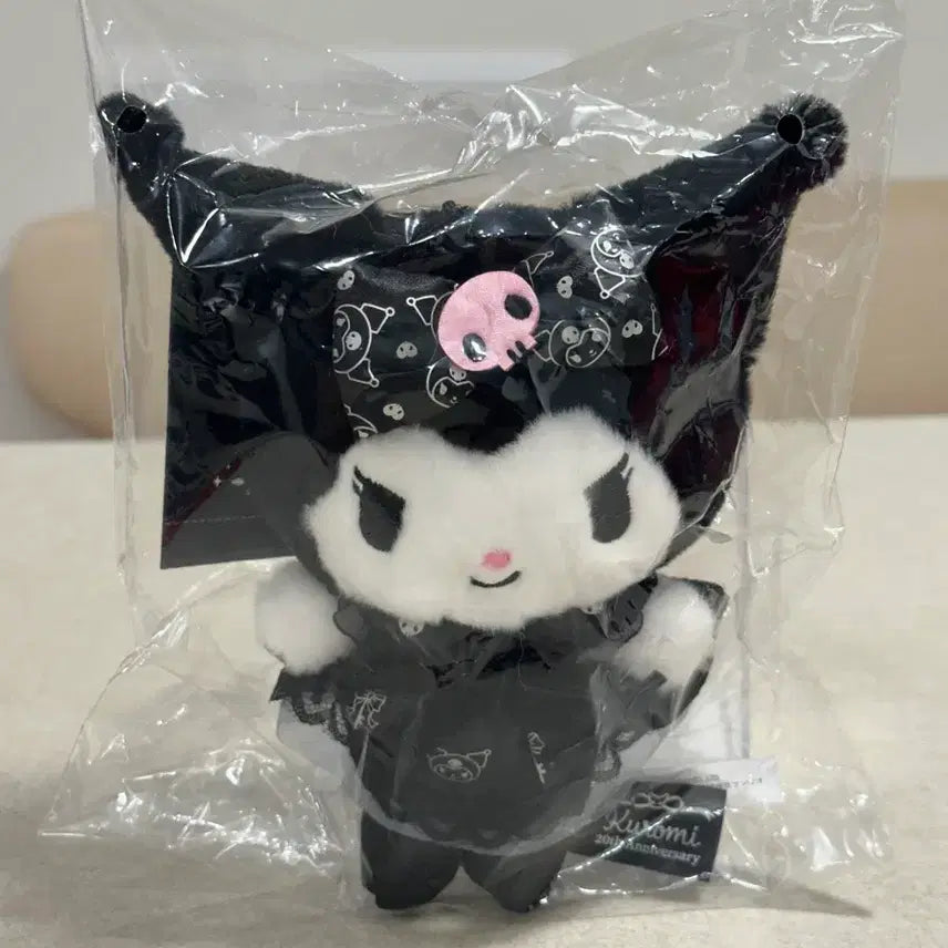 [BUNJANG] Sanrio Kuromi 20th Anniversary Special Key Mascot Keychain / 산리오 쿠로미 20주년 스페셜키 마스코트 키링