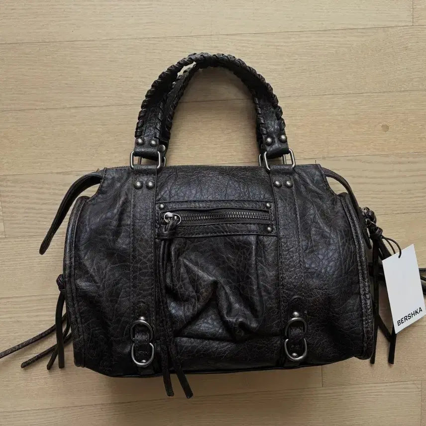 [BUNJANG] Bershka City Bag Black Leather Shoulder Bag / 버쉬카 bershka city bag빈티지 스타일 블랙 가죽 숄더백