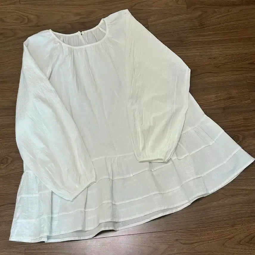 [BUNJANG] Avandy Joy Frill Pintuck Balloon Long Sleeve Mini Dress / 아방듀 조이 프릴 핀턱 벌룬 긴팔 미니 원피스