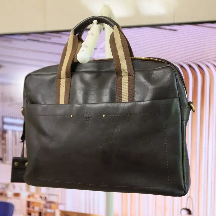 [BUNJANG] MCM Leather Brief Tote Bag / 너무 튀지 않아서 더 멋있는 색감 MCM