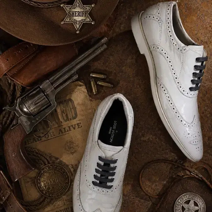 [BUNJANG] Louis Vuitton Classic European Style Wingtip Leather Shoes (US 8-8.5) / 서부 보안관 느낌 나는 루이비통 올드 슈즈 한 켤레
