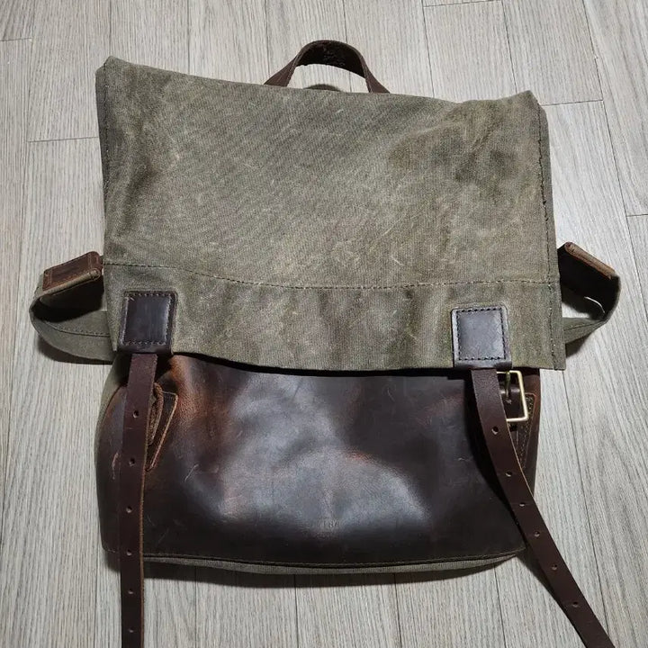 [SOLD OUT] 레드윙 와코타 위켄더 백팩 러프앤터프 가죽