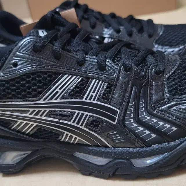 [BUNJANG] ASICS Gel-Kayano 14 Black Pure Silver / 240) 아식스 젤 카야노 14 블랙 퓨어 실버 미실착 새제품 판매.