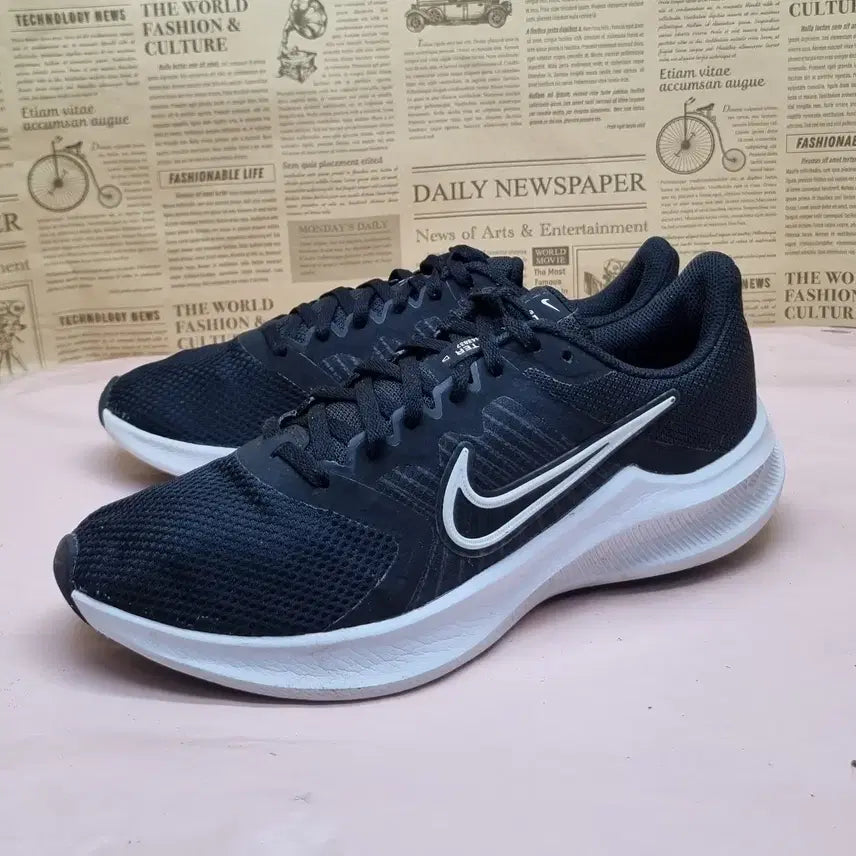 [BUNJANG] Nike Downshifter 11 Running Shoes / 나이키 다운쉬프터11 런닝화 260