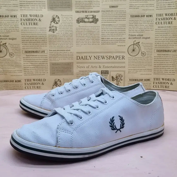[BUNJANG] Fred Perry Kingston Leather Sneakers / 프레드페리 킹스톤 레더 스니커즈 260