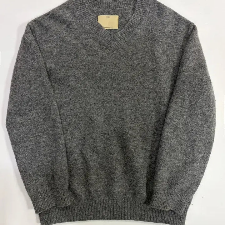 [BUNJANG] Porter Classic Baby Alpaca V-Neck Knit Grey Size 4 / 포터리 베이비 알파카 브이넥 니트 그레이 4