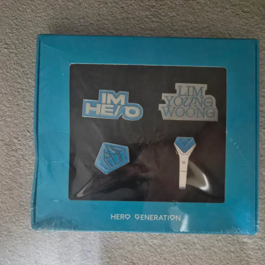 [BUNJANG] Im Young Woong "Heroic Era" Badge Set (Sealed) / 임영웅 영웅시대 배지세트 미개봉 새상품