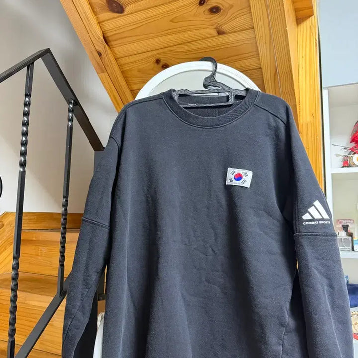 [BUNJANG] Korea Brand Logo Graphic Sweatshirt / 코리아 맨투맨