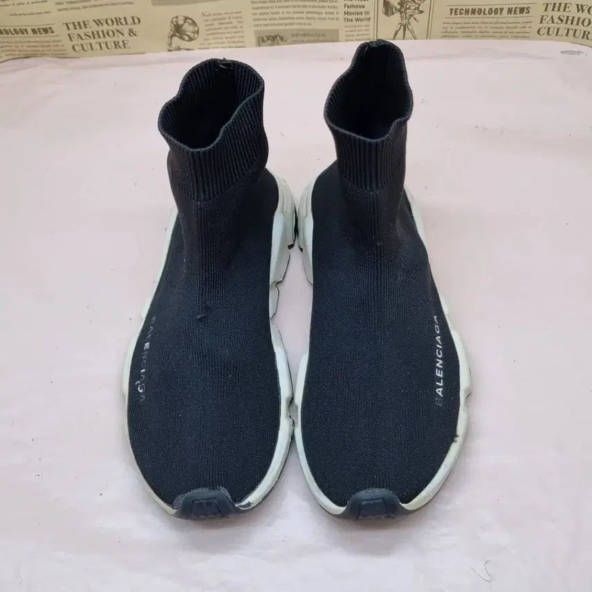 [BUNJANG] BCG Socks Sneakers / bcg 삭스스니커즈220