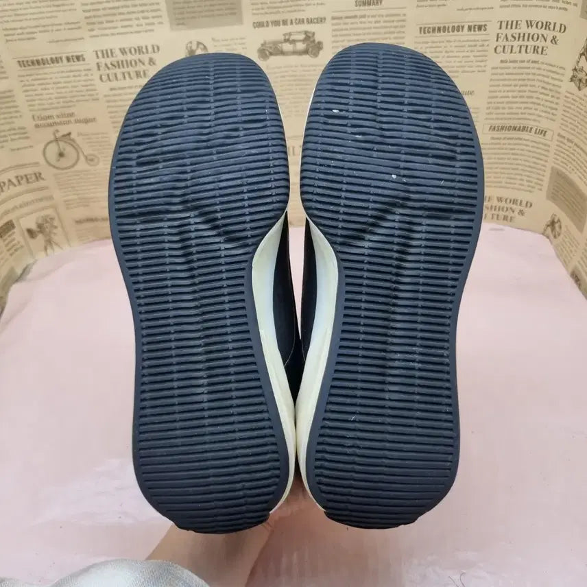 [BUNJANG] Adidas x Stella McCartney Treino Mid US 9 / 아디다스 x 스텔라메카트니 트레이노 미드250