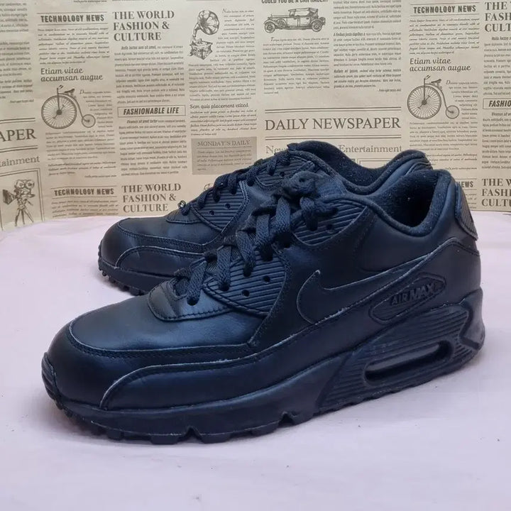 [BUNJANG] Nike Air Max 90 Triple Black Sneakers 265 / 나이키 에어맥스 90 트리플 블랙 운동화 265