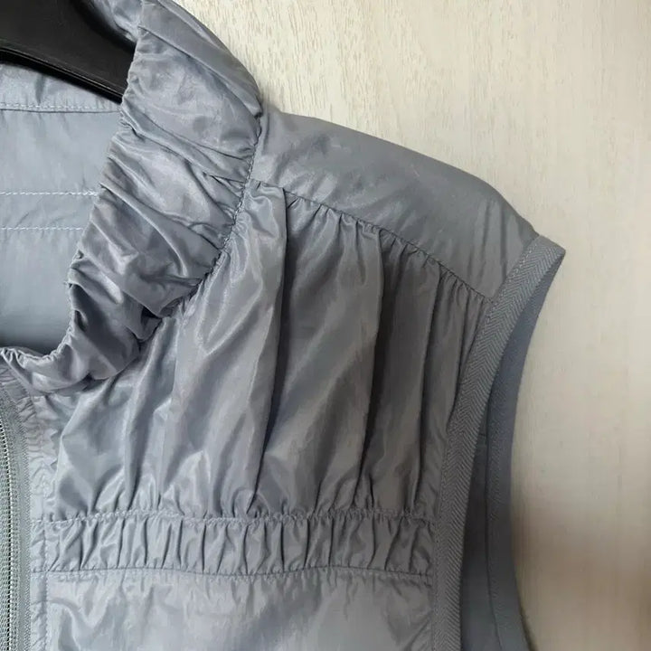 [BUNJANG] Silver Blue Shirring Vest / 실버 블루 셔링 조끼 (새상품)