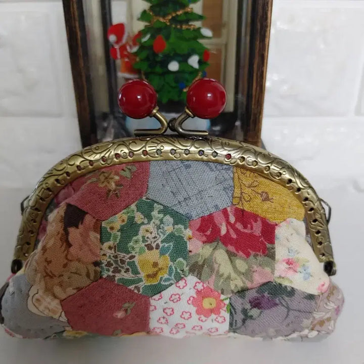 [BUNJANG] Handmade Quilted Hexagon Pattern Wallet / 퀼트핸드매이드 헥사곤무늬 지갑