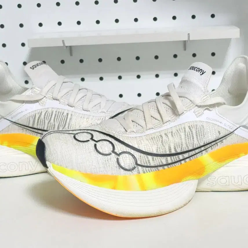 [BUNJANG] Saucony Endorphin Elite 2 White 265mm Running Shoes / 써코니 엔돌핀 엘리트 2 화이트 265mm