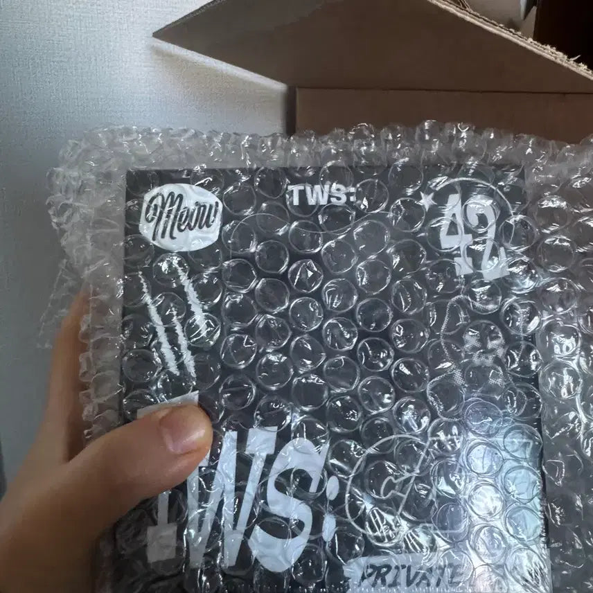 [BUNJANG] TWS No Tragedy Romeo Cat Ver. Sealed Product / 투어스 no tragedy 로미오캣 ver 미개봉 새상품