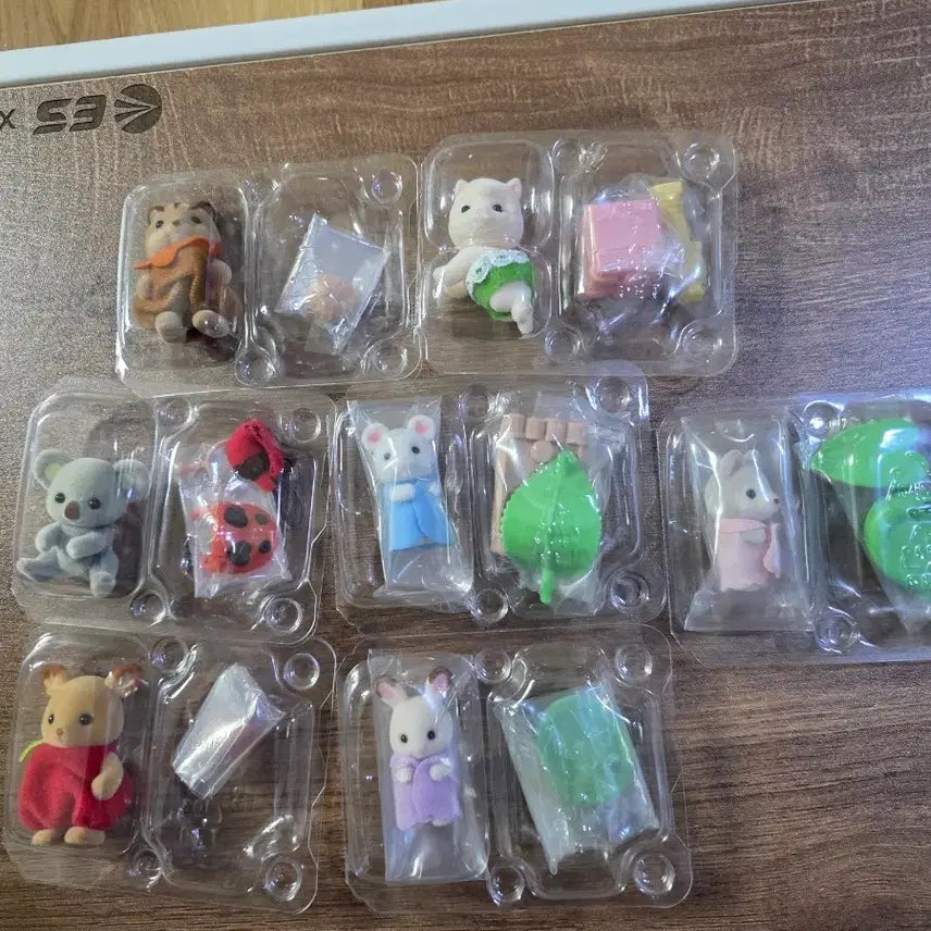 [BUNJANG] Sylvanian Families Baby Figures (Sealed) / 실바니안 패밀리 아기 인형 미개봉 다수