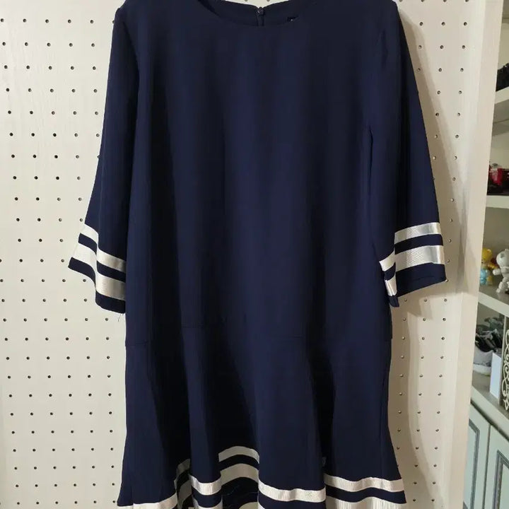 [BUNJANG] Navy Stripe Flare Dress / 네이비 스트라이프 플레어 원피스