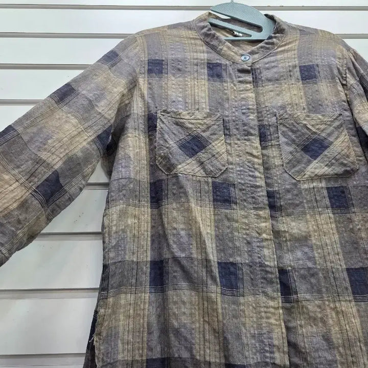 [BUNJANG] Checkered Side Slit Mandarin Collar 3/4 Sleeve Long Shirt / 체크 옆선트임 차이나카라 칠부소매 롱남방/보물찾기천사