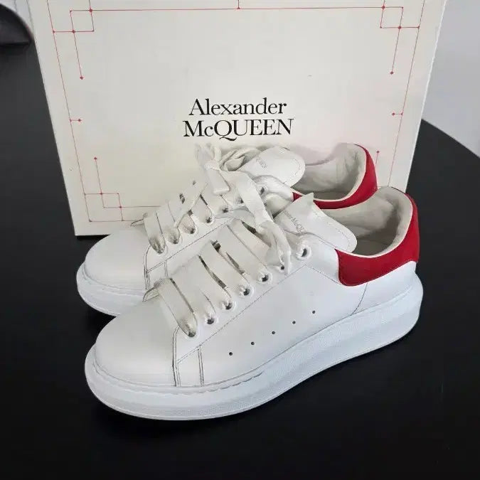 [BUNJANG] Alexander McQueen Oversized Sole Sneakers White Red Size 38 / 알렉산더 맥퀸 오버솔 스니커즈 38 화이트 레드