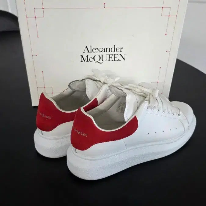[BUNJANG] Alexander McQueen Oversized Sole Sneakers White Red Size 38 / 알렉산더 맥퀸 오버솔 스니커즈 38 화이트 레드