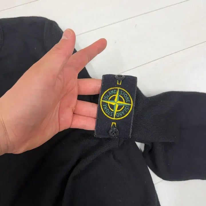 [BUNJANG] Stone Island Knit L / 스톤아일랜드 니트 L 사이즈  상태 9.2/10  사진 찍고 절대 안입습