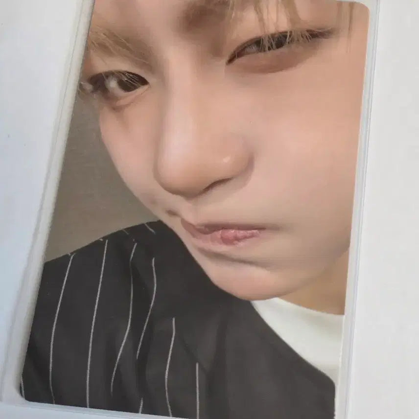 [BUNJANG] TWS Showcase Live POB Jihoon Close-up Photocard / 투어스 쇼케이스 라이브 특전 얼빡 포카 지훈