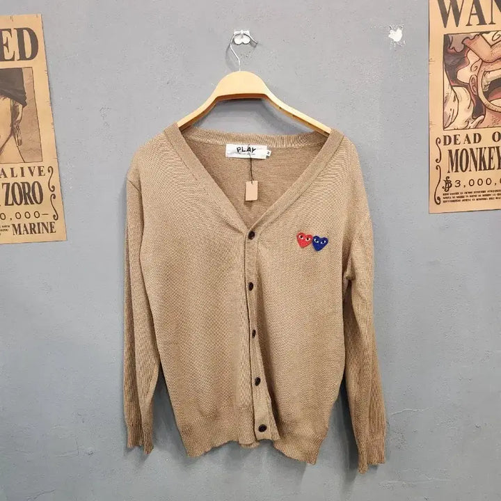 [BUNJANG] Comme des Garçons Double Wappen Cardigan Beige / 꼼데가르송 더블와펜 가디건 베이지