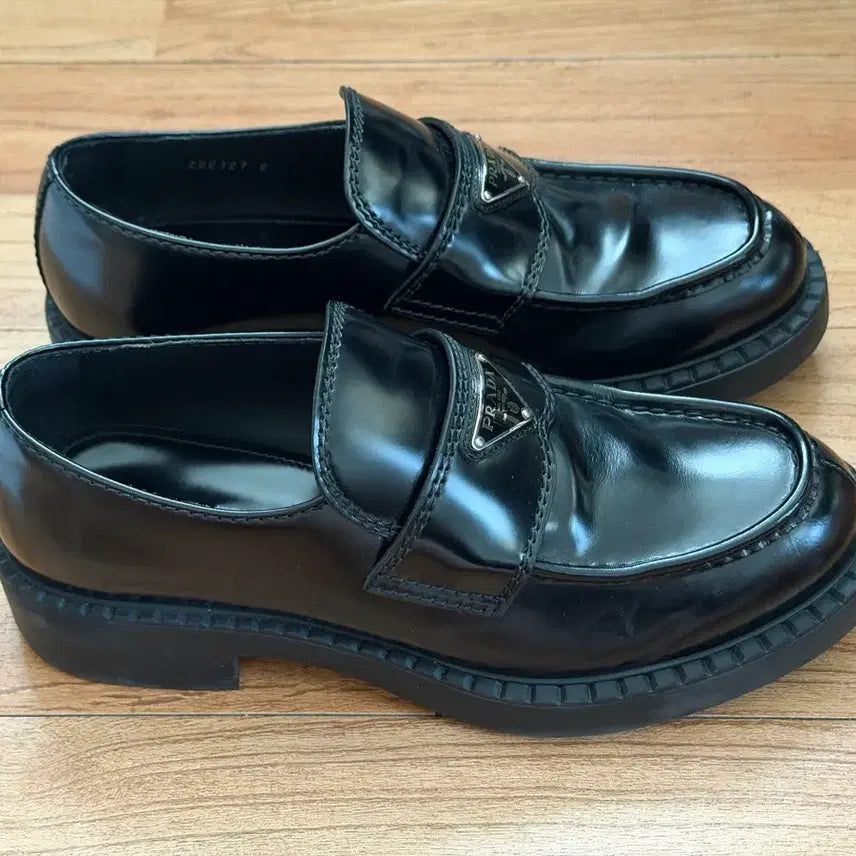 [BUNJANG] Prada Brushed Loafers Black US 8 / 프라다 브러쉬드 로퍼 8 (270mm)