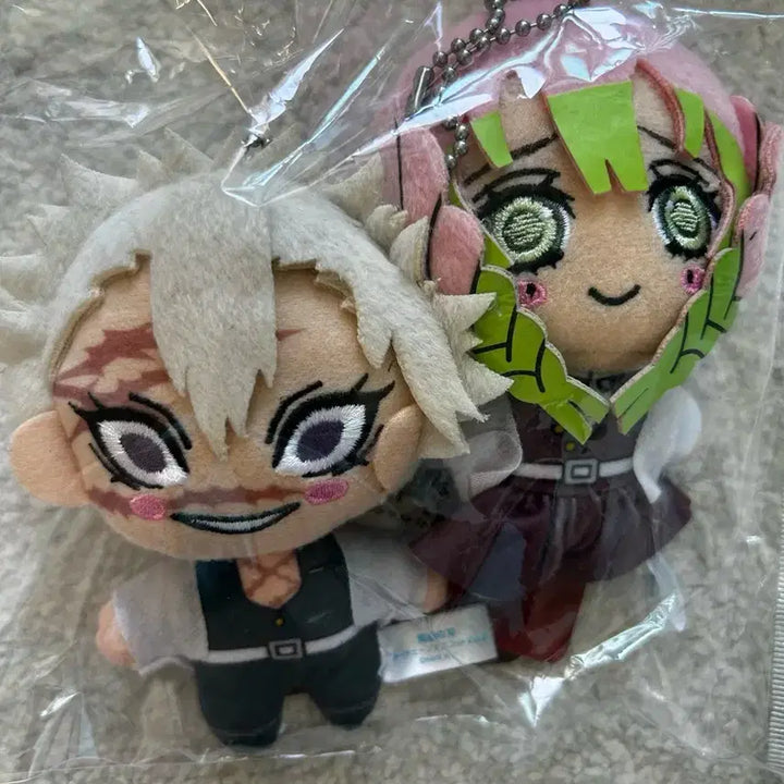 [BUNJANG] Demon Slayer Sanemi Mitsuri Sega Plush Keychain Set (2 Types) / 귀멸의칼날 사네미 미츠리 세가 정품 인형 누이 키링 2종 세트