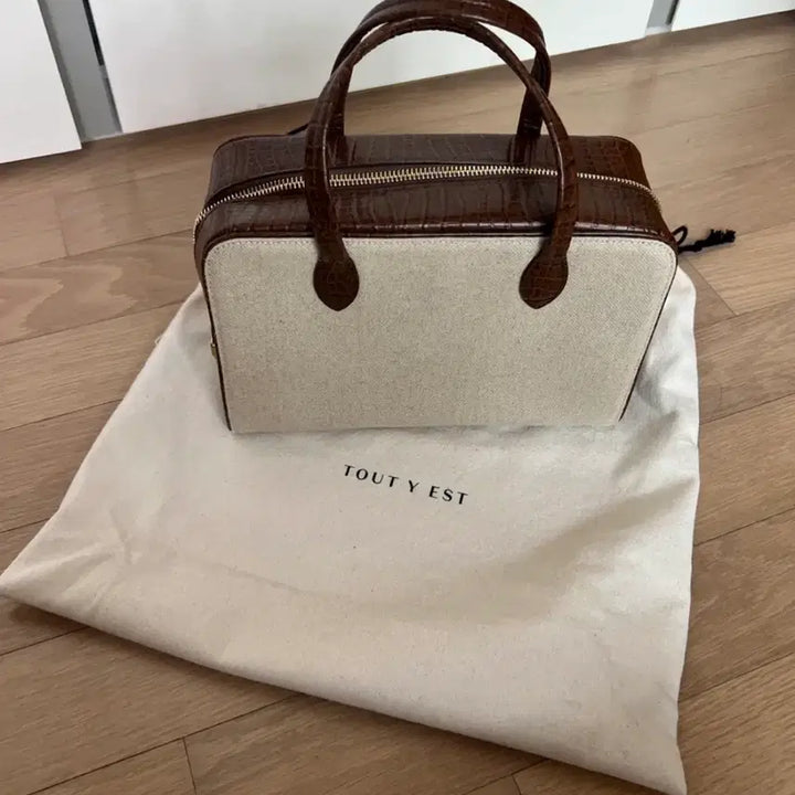 [BUNJANG] Toit et Moi Loches Bag Small Canvas / 투티에 로케백스몰 캔버스.단종상품