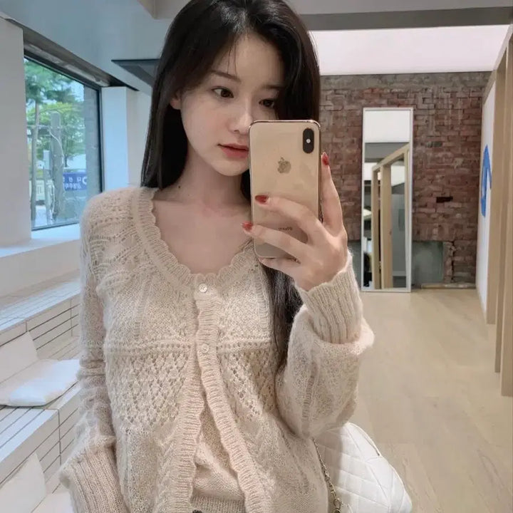 [BUNJANG] Yunsulshop Juli Alpaca Top &amp; Cardigan Set Pink Beige / 윤슬샵 Juli alpaca top cardigan 줄리 알파카 세트