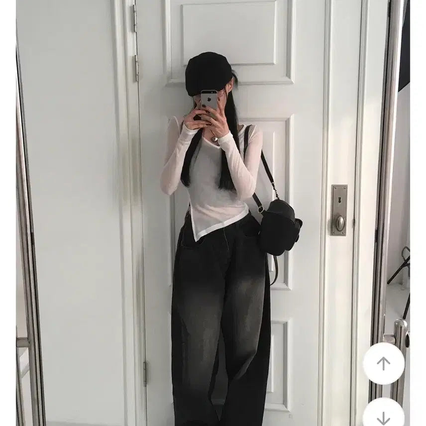 [BUNJANG] ModiMood Feeling Washing Side Pin Tuck Wide Black Denim / 모디무드 필링 워싱 사이드 핀턱 와이드 흑청
