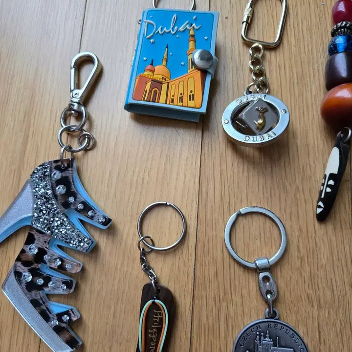 [BUNJANG] 26종 Assorted Travel Keychains Bundle Set / 해외여행키링모음26종 일괄