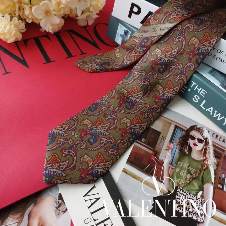 [BUNJANG] Valentino Olive Green Paisley Pattern Silk Necktie 8cm / 발렌티노 올리브그린 페이즐리 패턴 넥타이 8cm A+~A등급 E972