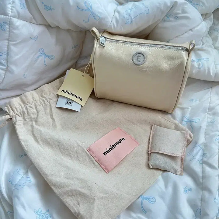 [BUNJANG] MinuteMute Brett Mini Bag Ivory / (미착용/새제품) 미닛뮤트 브렛 미니 아이보리 쿨거 일택 무배
