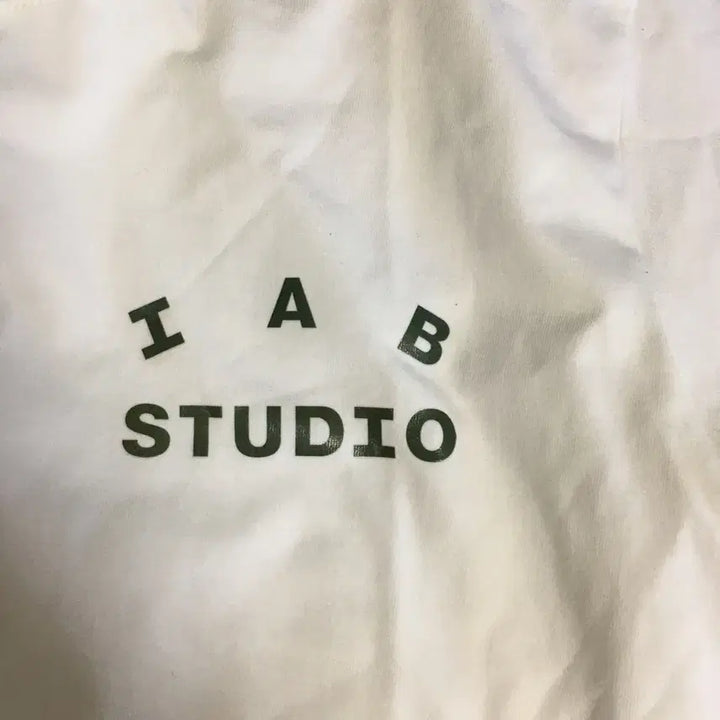 [BUNJANG] IAB STUDIO T-Shirt White / IAB STUDIO 아이앱스튜디오 반팔 티셔츠 화이트