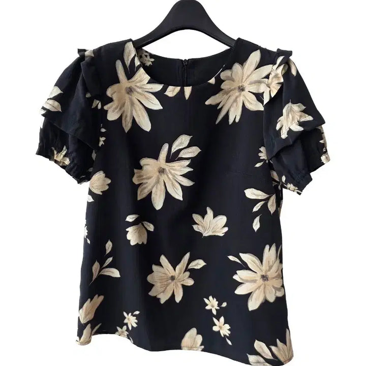 [BUNJANG] Black Floral Puff Sleeve Blouse / M/블랙 꽃무늬 퍼프 블라우스