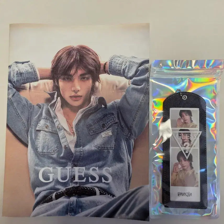 [BUNJANG] Stray Kids Hyunjin Guess Catalogs Keyring Set / 스트레이키즈 현진 게스 카탈로그 키링 세트
