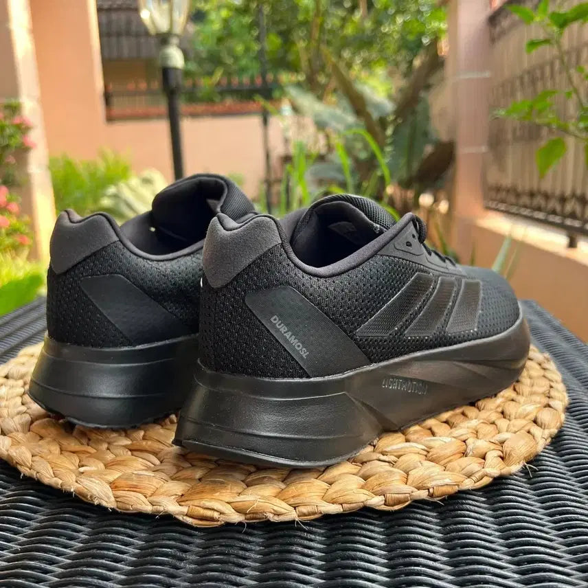 [BUNJANG] Adidas Duramo SL All Black Running Shoes / 미개봉 최저가 매장정품 아디다스 듀라모 SL 올검