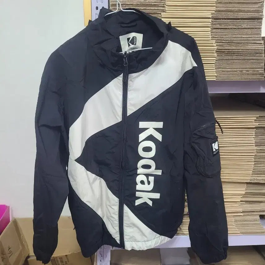 [BUNJANG] Kodak Windbreaker Jacket Black M / 코닥 바람막이 자켓 블랙 M 남95~100